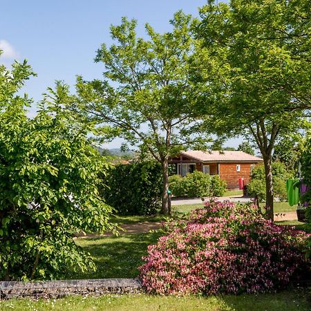 Camping Onlycamp Pierre & Sources Volvic Zewnętrze zdjęcie