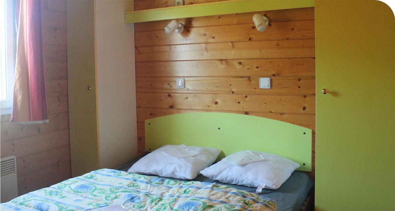 Camping Onlycamp Pierre & Sources Volvic Zewnętrze zdjęcie
